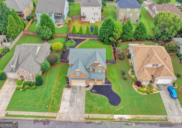 Photo 2 of Sale Pending at 515 Creekshire Cir, Canton, GA 30115 | MLS# 10824711 | Listing updated on 2026-09-08