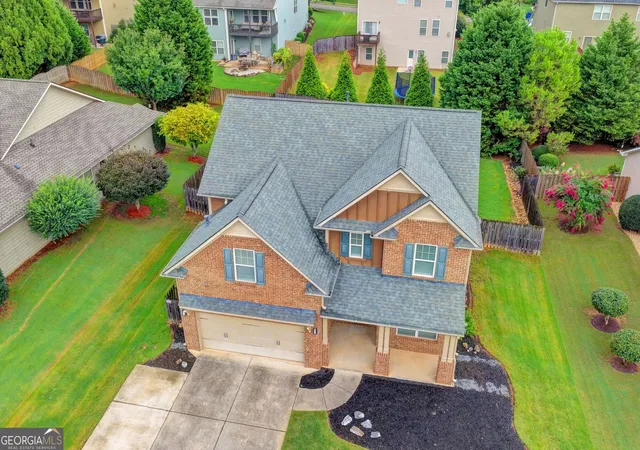 Photo 3 of Sale Pending at 515 Creekshire Cir, Canton, GA 30115 | MLS# 10824711 | Listing updated on 2026-09-08