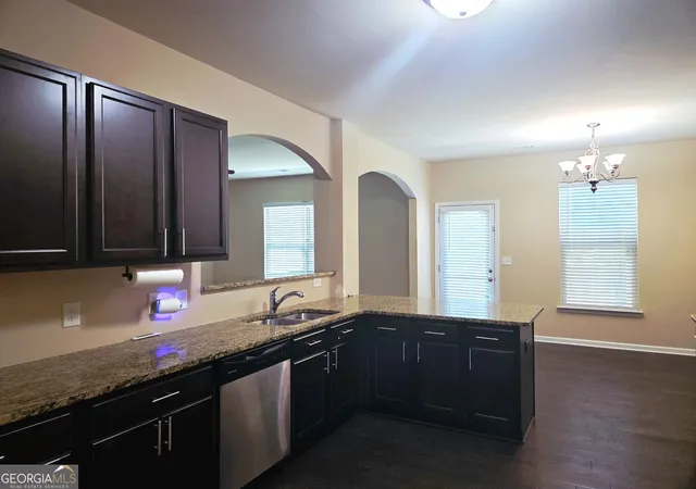 Photo 4 of Single family home for sale at 7088 Creeksong Dr, Douglasville, GA 30134 | MLS# 10829472 | Listing updated on 2026-09-13