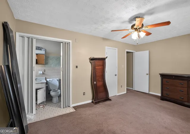 Photo 4 of Single family home for sale at 2336 Carnes Rd, Jonesboro, GA 30236 | MLS# 10808003 | Listing updated on 2026-09-09
