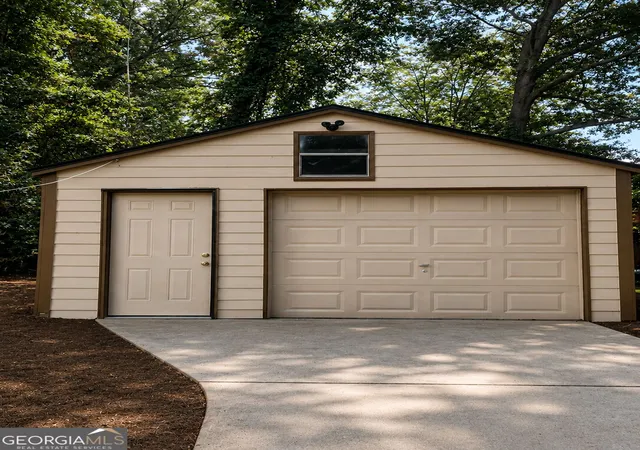 Photo 20 of Single family home for sale at 1124 Westmont Rd Sw, Atlanta, GA 30311 | MLS# 10808505 | Listing updated on 2026-08-31