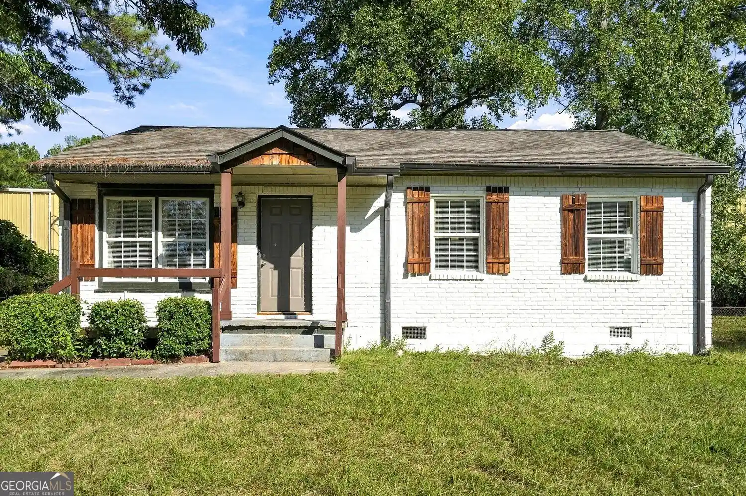Photo 1 of Single family home for sale at 8570 Kennesaw Ct, Jonesboro, GA 30238 | MLS# 10857575 | Listing updated on 2026-10-16