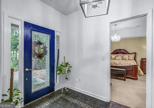 Photo 4 of Single family home for sale at 100 Woodmoor Dr, Newnan, GA 30263 | MLS# 10835321 | Listing updated on 2026-09-11