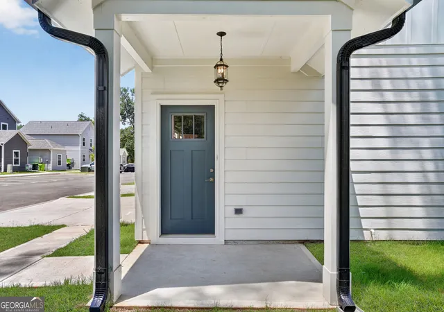 Photo 3 of Townhouse for sale at 175 Bartow St #LOT 9, Fayetteville, GA 30214 | MLS# 10821644 | Listing updated on 2026-09-05