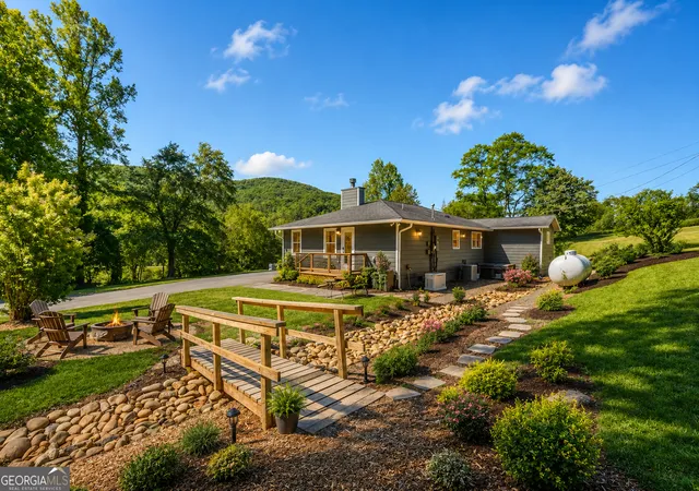 Photo 1 of Single family home for sale at 4836 Owltown Rd, Blairsville, GA 30512 | MLS# 10776650 | Listing updated on 2026-06-16