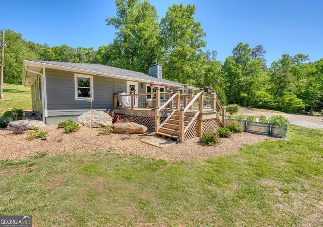 Photo 3 of Single family home for sale at 4836 Owltown Rd, Blairsville, GA 30512 | MLS# 10776650 | Listing updated on 2026-06-16