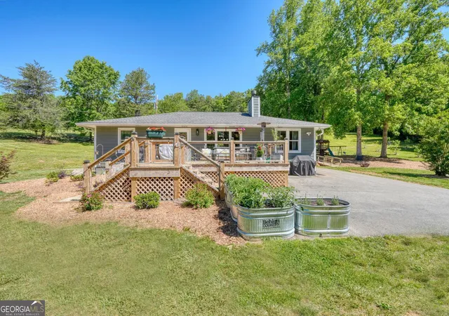 Photo 4 of Single family home for sale at 4836 Owltown Rd, Blairsville, GA 30512 | MLS# 10776650 | Listing updated on 2026-06-16