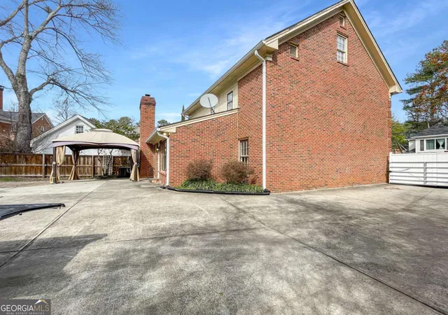 Photo 2 of Single family home for sale at 3145 Queens Walk Ne, Atlanta, GA 30345 | MLS# 10779226 | Listing updated on 2026-09-04