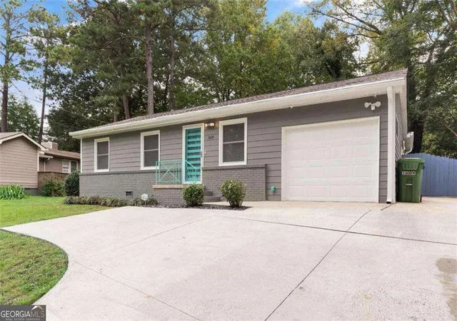 Photo 2 of Single family home for sale at 1608 Bridgeport Dr Nw, Atlanta, GA 30318 | MLS# 10824859 | Listing updated on 2026-08-27