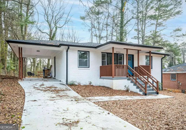Photo 1 of Single family home for sale at 3154 Nw Oakcliff Rd Nw, Atlanta, GA 30311 | MLS# 10802049 | Listing updated on 2026-08-28