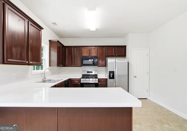 Photo 2 of Sale Pending at 3105 Anneewakee Falls Pkwy, Douglasville, GA 30135 | MLS# 10759623 | Listing updated on 2026-09-10