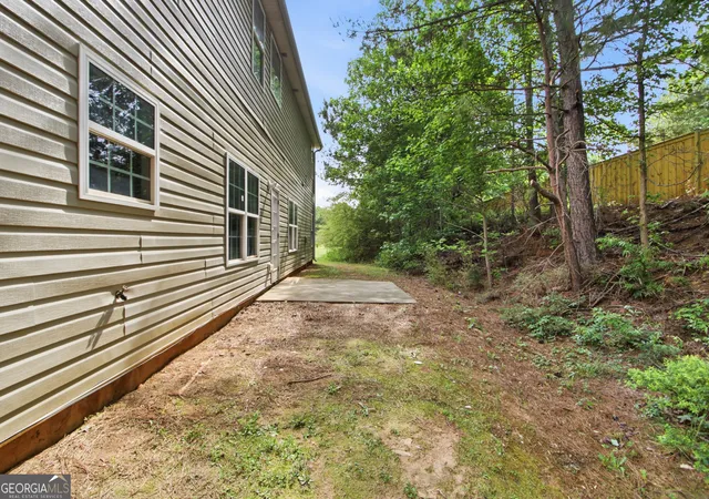 Photo 4 of Sale Pending at 3105 Anneewakee Falls Pkwy, Douglasville, GA 30135 | MLS# 10759623 | Listing updated on 2026-10-23