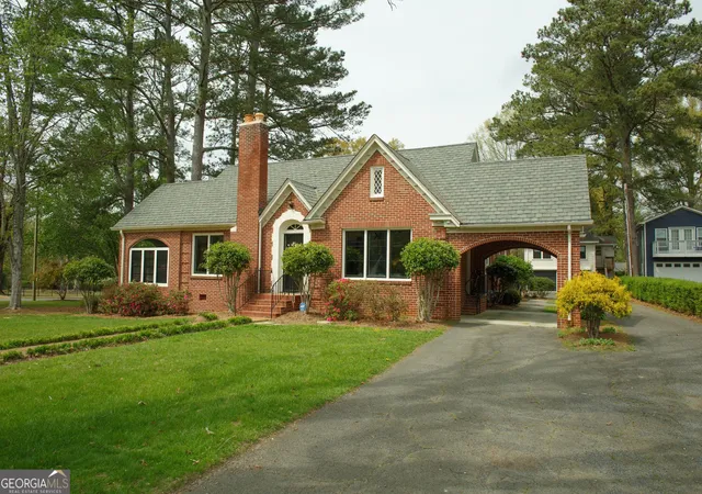 Photo 2 of Sale Pending at 10 Robin St Nw, Rome, GA 30165 | MLS# 10832673 | Listing updated on 2026-09-11