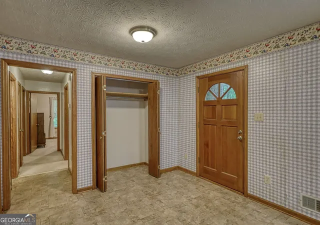 Photo 4 of Single family home for sale at 920 Alfred Ln, Newborn, GA 30056 | MLS# 10830621 | Listing updated on 2026-09-04