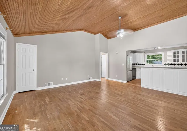 Photo 3 of Condo for sale at 1020 Scott Blvd #D3, Decatur, GA 30030 | MLS# 10829899 | Listing updated on 2026-09-03