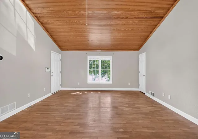 Photo 4 of Condo for sale at 1020 Scott Blvd #D3, Decatur, GA 30030 | MLS# 10829899 | Listing updated on 2026-09-03