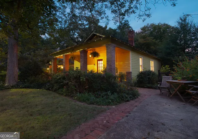 Photo 1 of Single family home for sale at 1379 Metropolitan Ave Se, Atlanta, GA 30316 | MLS# 10869746 | Listing updated on 2026-10-23