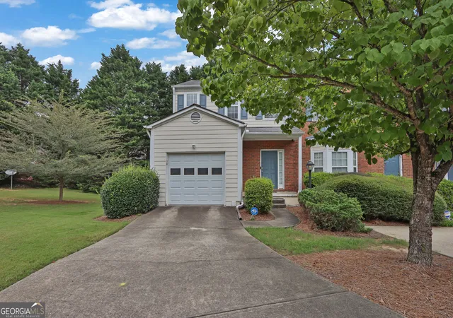 1st image of 5252 Pinnacle Point Ct, Norcross, GA 30071 | MLS# 10819480