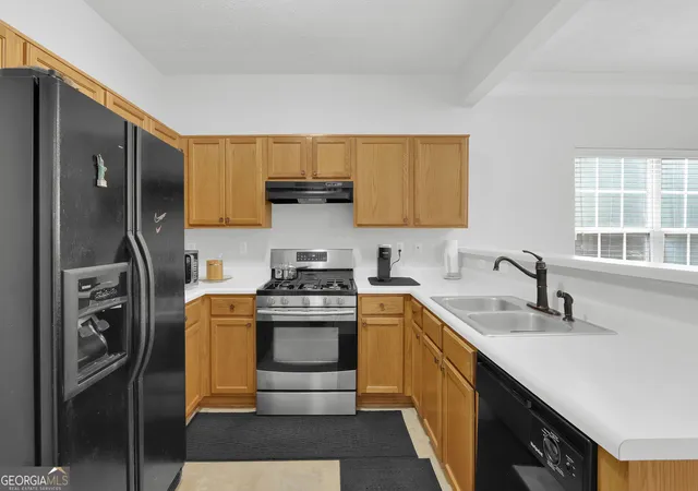 4th image of 5252 Pinnacle Point Ct, Norcross, GA 30071 | MLS# 10819480