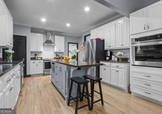 Photo 3 of Single family home for sale at 2598 Cricket Ct Nw, Marietta, GA 30064 | MLS# 10784319 | Listing updated on 2026-09-18