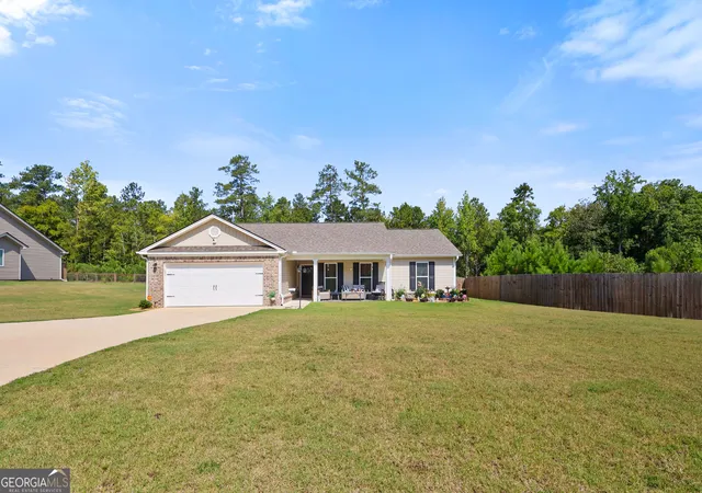 2nd image of 426 Riley Cir Nw, Milledgeville, GA 31061 | MLS# 10829223