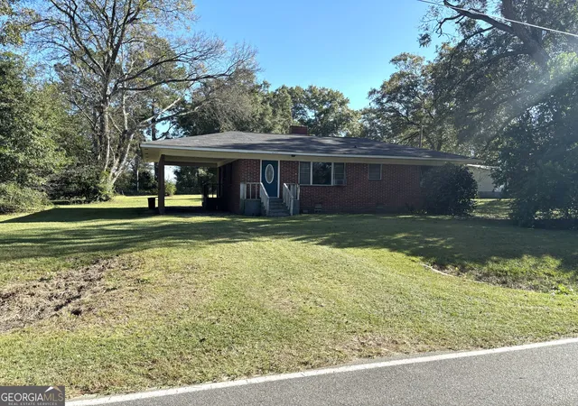 Single family home for sale at 1056 Tommy Purvis Jr Rd, Reynolds, GA 31076 | MLS# 10823099