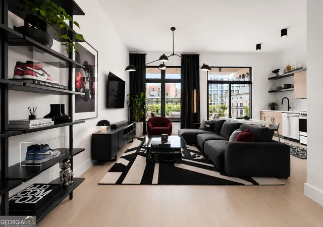 Photo 1 of Condo for sale at 567 Ponce De Leon Ave #414, Atlanta, GA 30308 | MLS# 10829850 | Listing updated on 2026-09-14