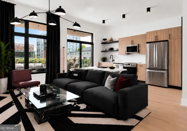 Photo 2 of Condo for sale at 567 Ponce De Leon Ave #414, Atlanta, GA 30308 | MLS# 10829850 | Listing updated on 2026-09-14