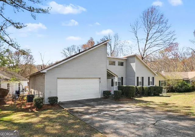 Homes for sale in Jonesboro, GA | 632 Woodknoll Ct, Jonesboro, GA 30238 | MLS# 10713027