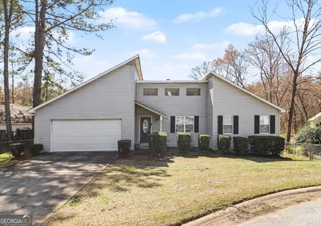 Homes for sale in Jonesboro, GA | 632 Woodknoll Ct, Jonesboro, GA 30238 | MLS# 10713027