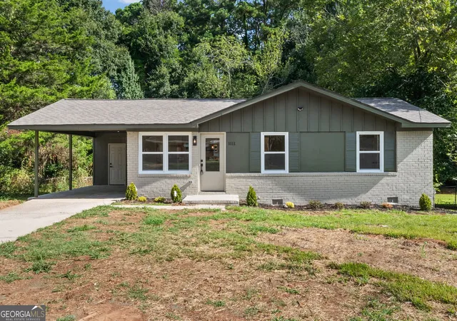 Photo 1 of Single family home for sale at 1111 Parkview Dr, Griffin, GA 30224 | MLS# 10833398 | Listing updated on 2026-08-26