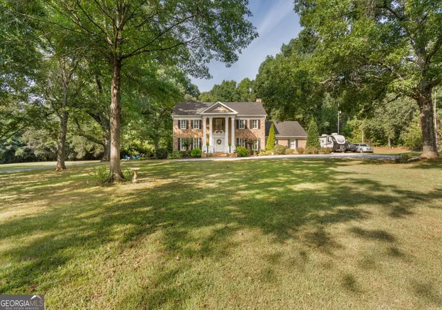Photo 3 of Single family home for sale at 2100 Davis Academy Rd, Rutledge, GA 30663 | MLS# 10830073 | Listing updated on 2026-09-03