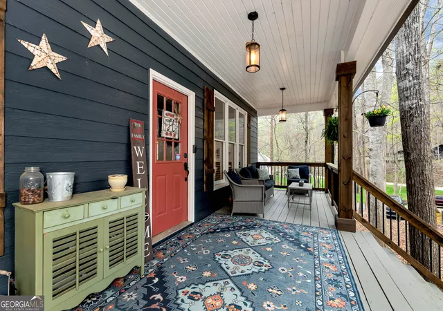 Photo 4 of Single family home for sale at 1060 Golden Ave, Dahlonega, GA 30533 | MLS# 10699138 | Listing updated on 2026-10-10