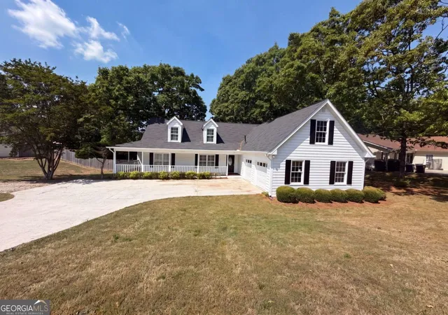4th image of 520 Fawn Ln, Loganville, GA 30052 | MLS# 10741587