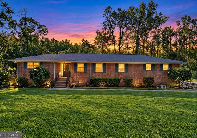 Single family home for sale at 6204 Davis Rd, Macon, GA 31217 | MLS# 10879916