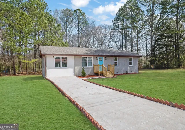 3rd image of 2030 Euclid St, Statham, GA 30666 | MLS# 10830998
