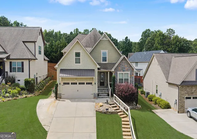 Photo 2 of Single family home for sale at 102 Brookstone Dr, Carrollton, GA 30116 | MLS# 10803768 | Listing updated on 2026-08-04