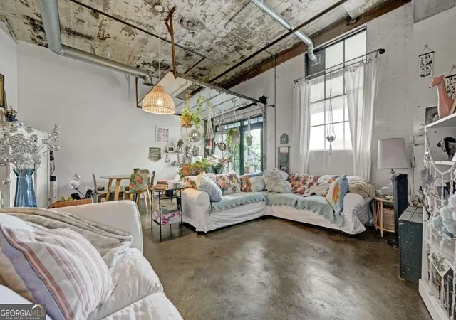 Listing Photo 1 - Condo for sale in building located at 881 Memorial Dr Se, Atlanta, GA 30316 - Unit #117