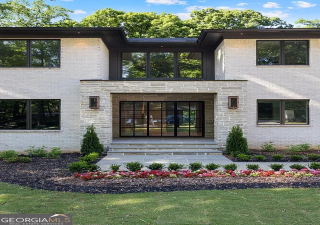 2nd image of 490 Timber Valley Rd, Sandy Springs, GA 30342 | MLS# 10735460