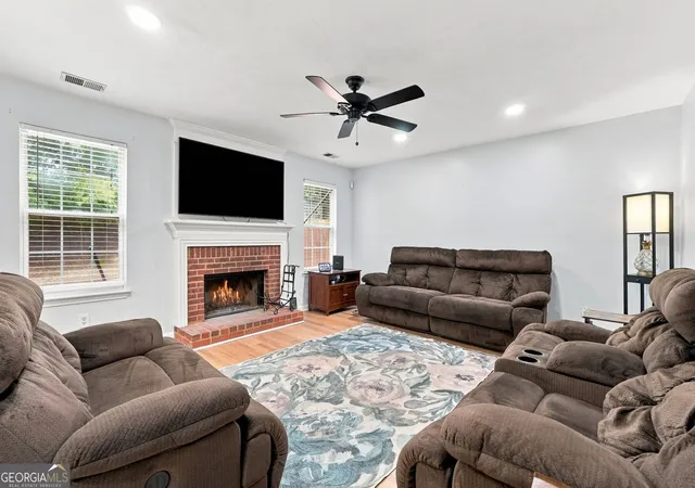 Photo 4 of Single family home for sale at 4347 Sentinel Pl Nw, Kennesaw, GA 30144 | MLS# 10835306 | Listing updated on 2026-10-17