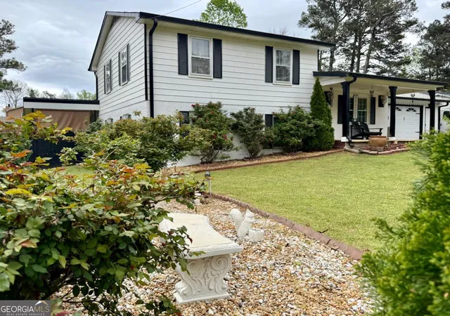 Photo 2 of Single family home for sale at 3007 Hidden Dr, Lawrenceville, GA 30044 | MLS# 10726444 | Listing updated on 2026-04-20