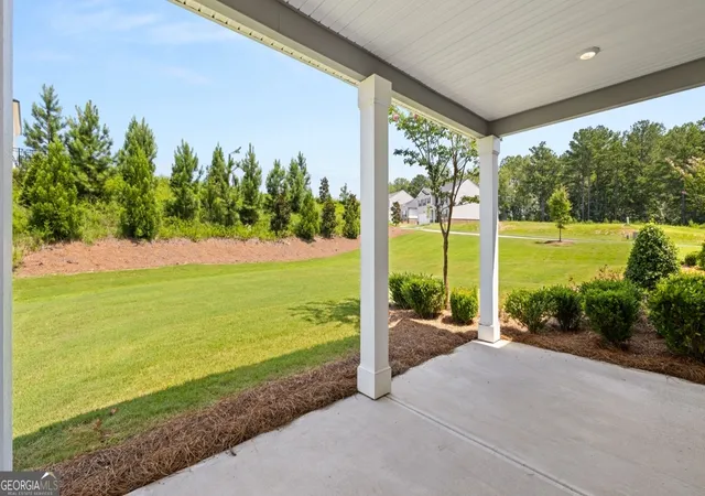 Photo 3 of Single family home for sale at 542 Great Salt Ln, Hoschton, GA 30548 | MLS# 10785662 | Listing updated on 2026-09-11