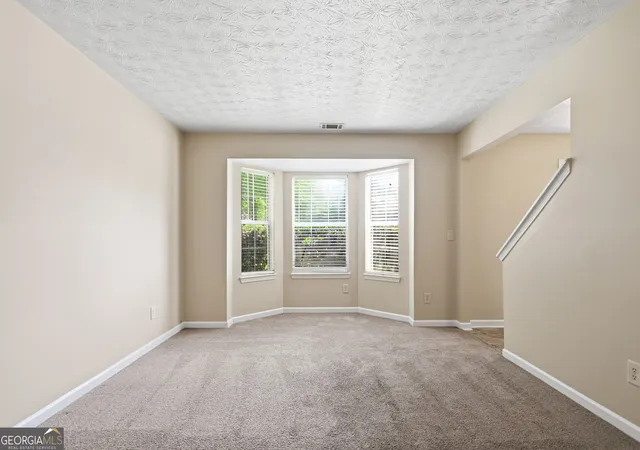 Photo 3 of Single family home for sale at 3925 Bradford Walk Trl, Buford, GA 30519 | MLS# 10814067 | Listing updated on 2026-10-09