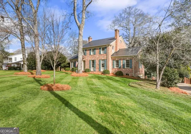 Photo 3 of Single family home for sale at 1606 Riverside Dr, Gainesville, GA 30501 | MLS# 10656459 | Listing updated on 2026-07-18