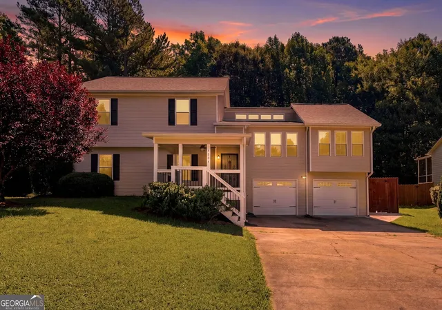 image of 3861 Nowlin Rd Nw, Kennesaw, GA 30144 | MLS# 10810125