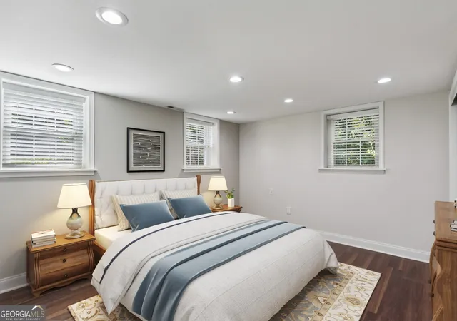 Photo 4 of Single family home for sale at 688 Huntington Pl Se, Marietta, GA 30067 | MLS# 10759613 | Listing updated on 2026-09-13