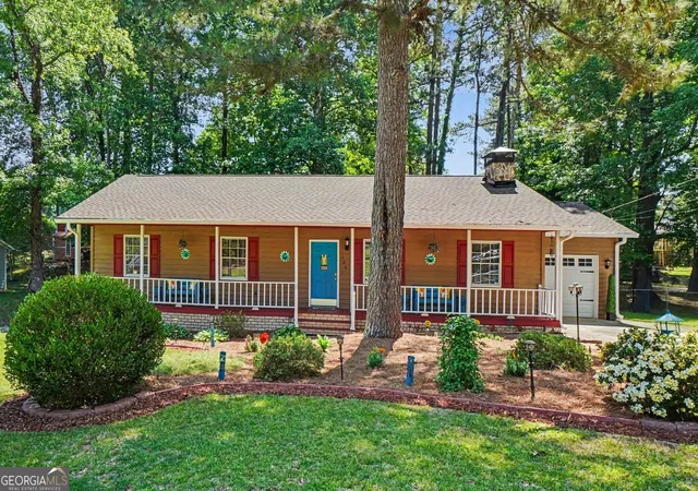 Homes for sale in Fairburn, GA | 160 Ember Ct, Fairburn, GA 30213 | MLS# 10773204