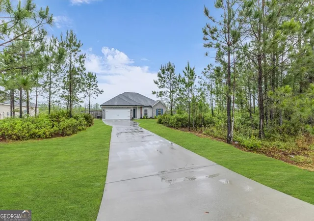 Photo 3 of Single family home for sale at 1489 Arnold Dr Se, Allenhurst, GA 31301 | MLS# 10764758 | Listing updated on 2026-08-09