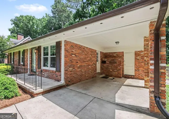 4th image of 2973 Delcourt Dr, Decatur, GA 30033 | MLS# 10810770