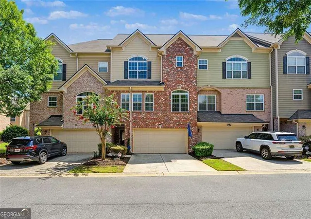 Townhouse for sale at 1004 Glen Ivy, Marietta, GA 30062 | MLS# 10830410
